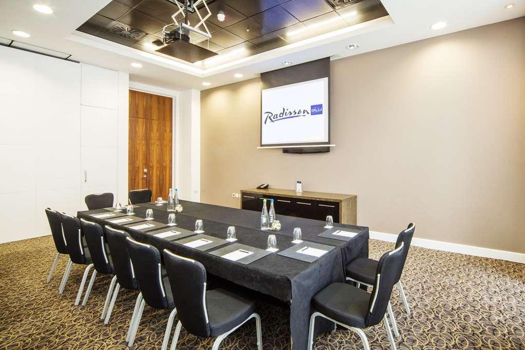 Radisson Blu Hotel, Cardiff Facilities photo