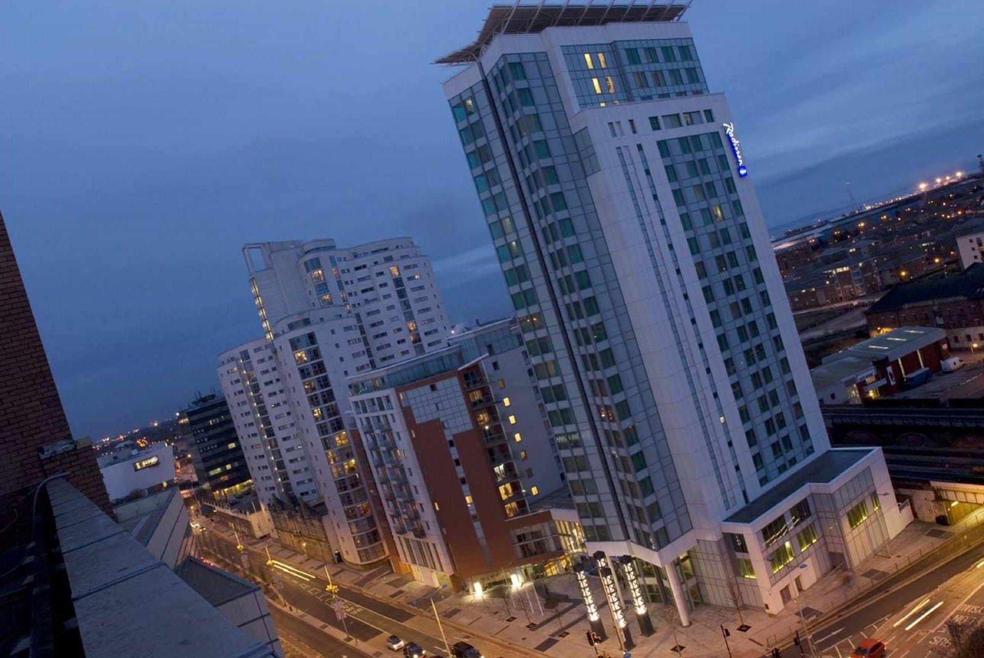 Radisson Blu Hotel, Cardiff Exterior photo